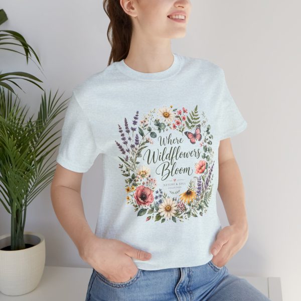 Wildflower T-Shirt Women, Botanical Watercolor Floral Tee, Cottagecore Shirt, Nature Lover Gift, Wildflower Bloom Graphic Tee